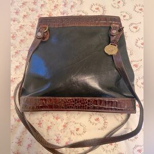 Vintage 90’s leather Brahmin shoulder bag